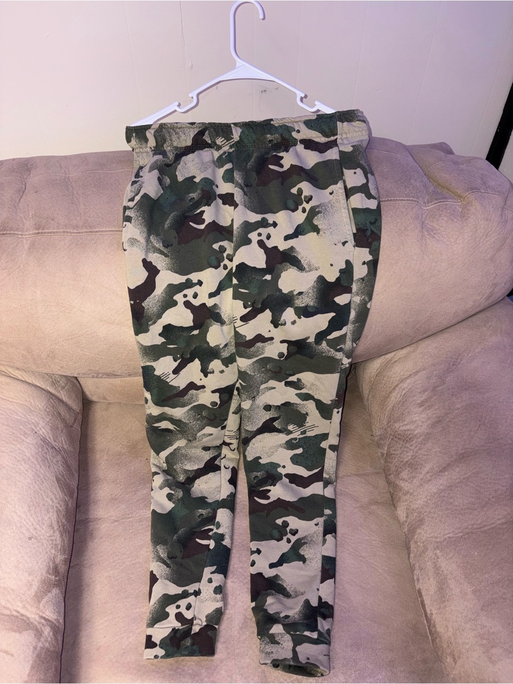 Nike Kids Camo Leggings in Green, Brown, Black